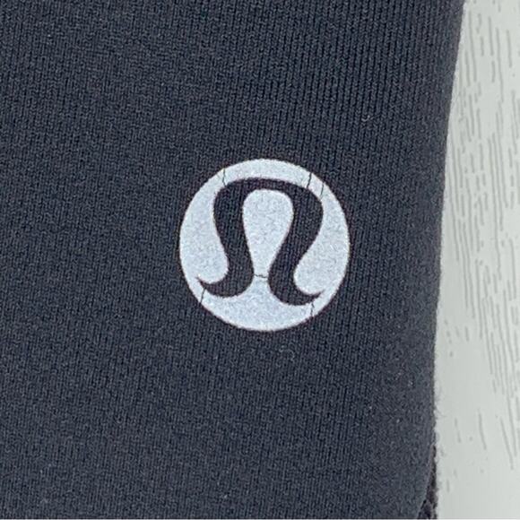 Lululemon Ankle Leggings Size 4 Front Zipper Pocket - Picture 11 of 15